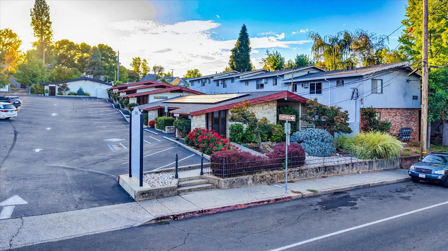 316 S Auburn Street 1-7