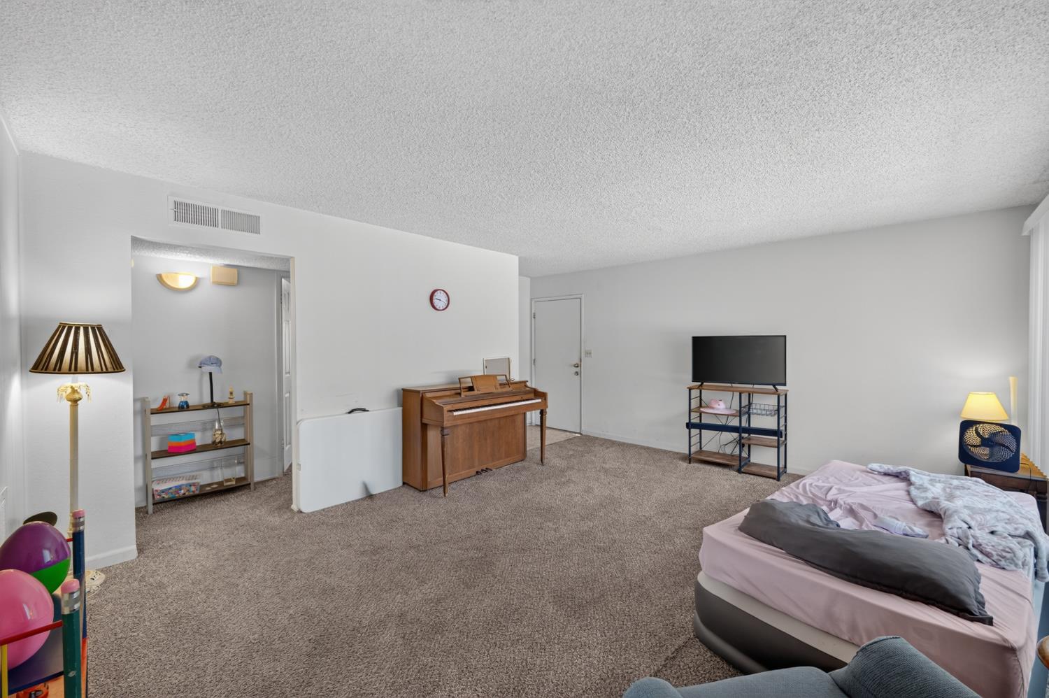 2421 Country Club Boulevard B6