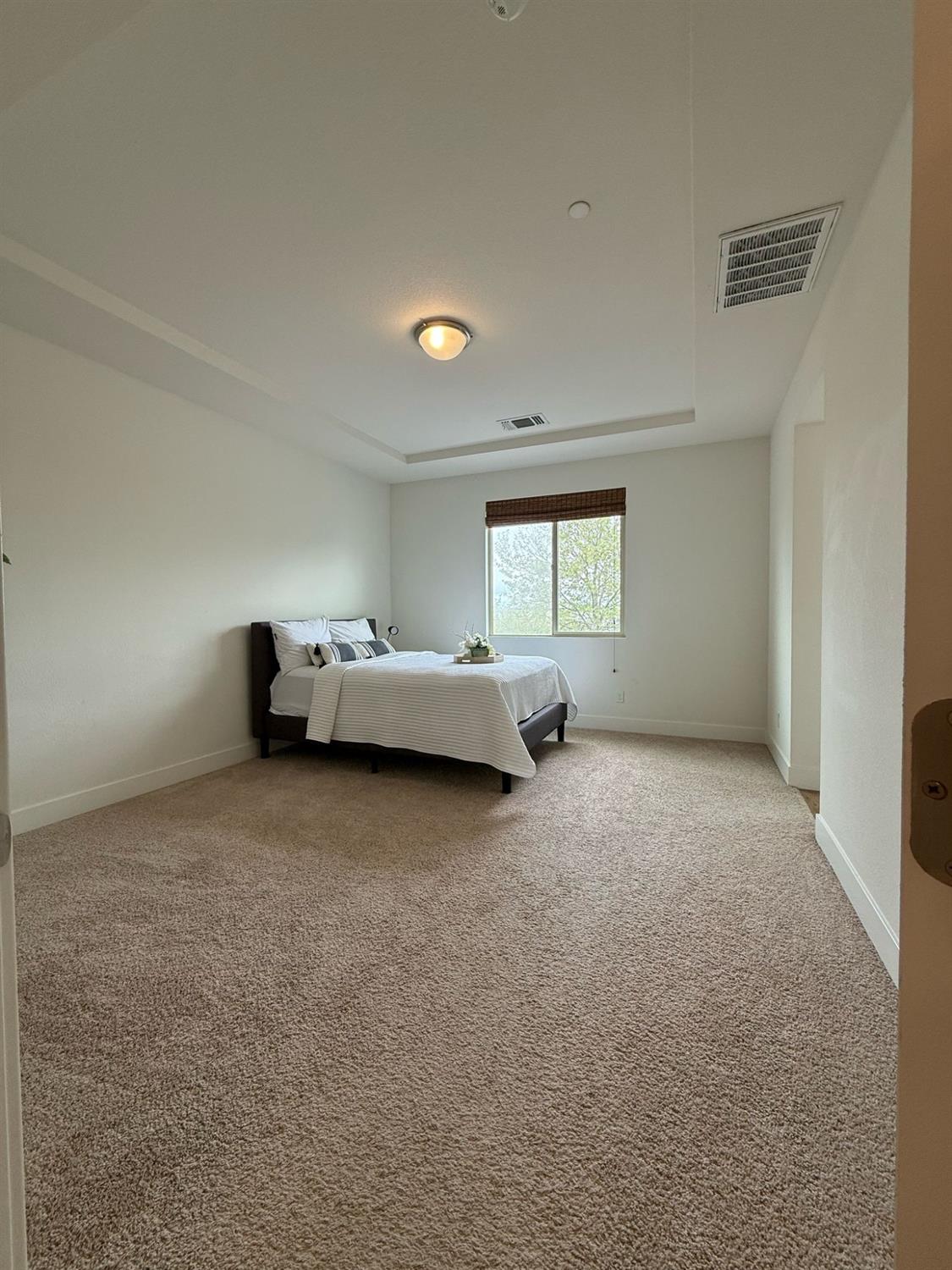 Rancho Cordova, California 95742, United States, 4 Bedrooms Bedrooms, ,3 BathroomsBathrooms,Residential,Active,117396