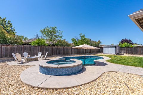 2050 Danforth Way Plumas Lake CA 95961