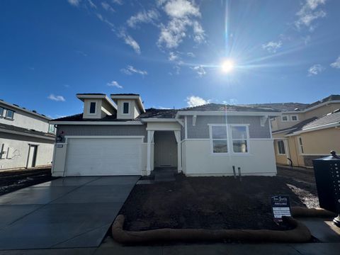 8245 Seahorse Way, Elk Grove, CA 95757 - MLS#: 225019221