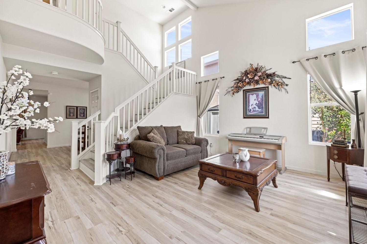 1644 Gloria Circle