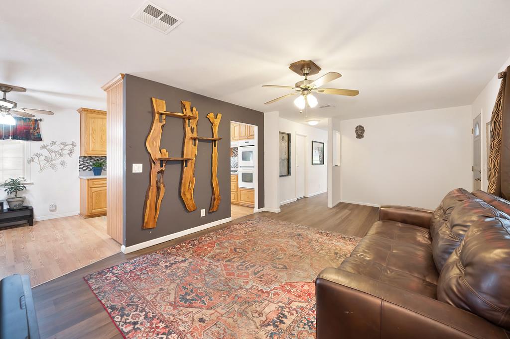 2681 Cameron Park 145