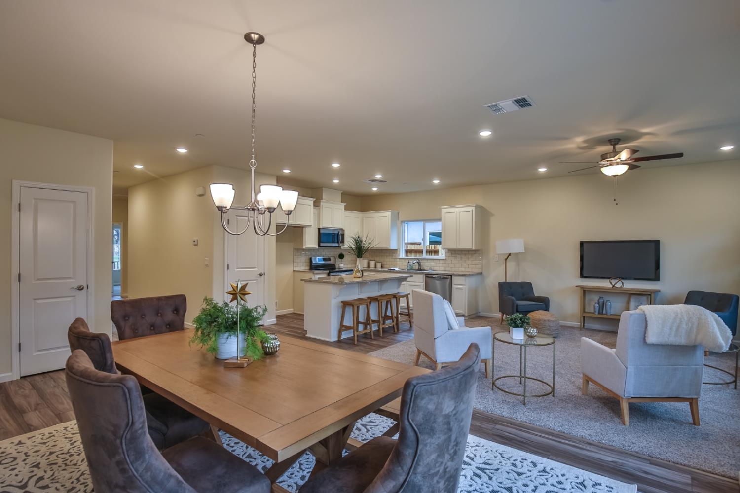 9109 Turnbull Court