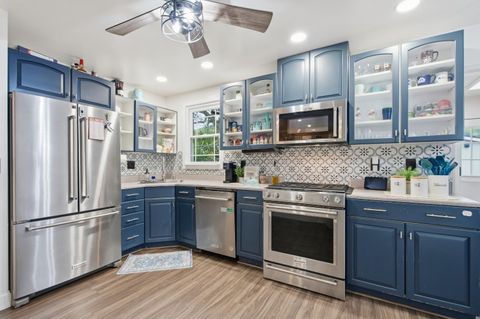 36930 Niles Boulevard Fremont CA 94536