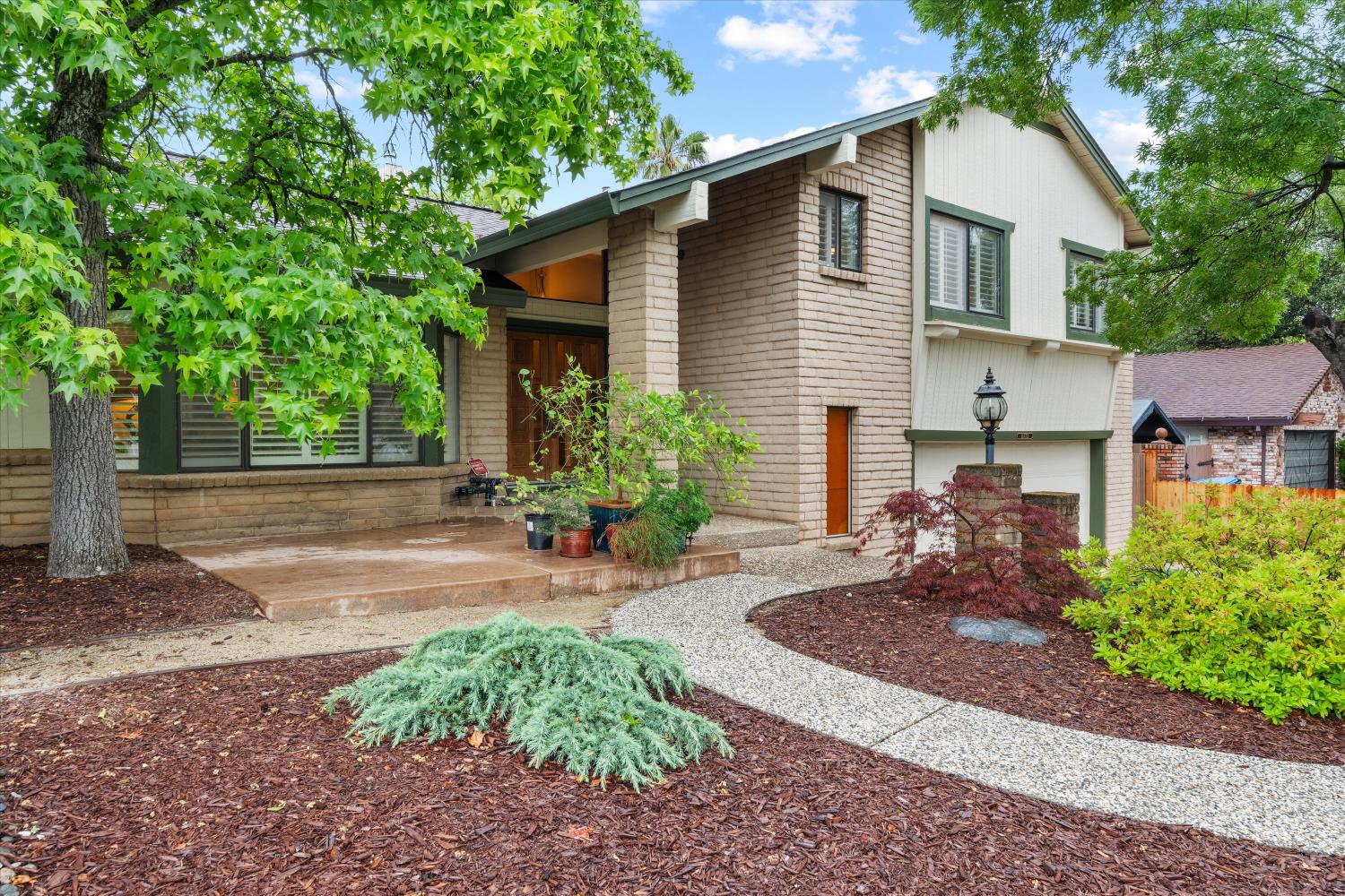 2572 Sterling Drive