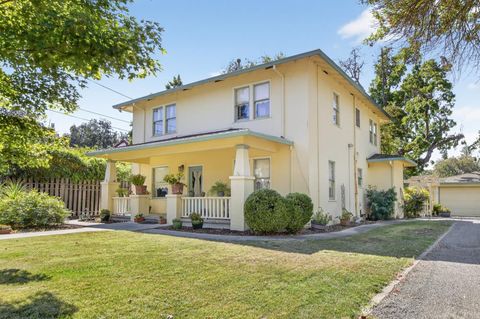 749 B Street Davis CA 95616