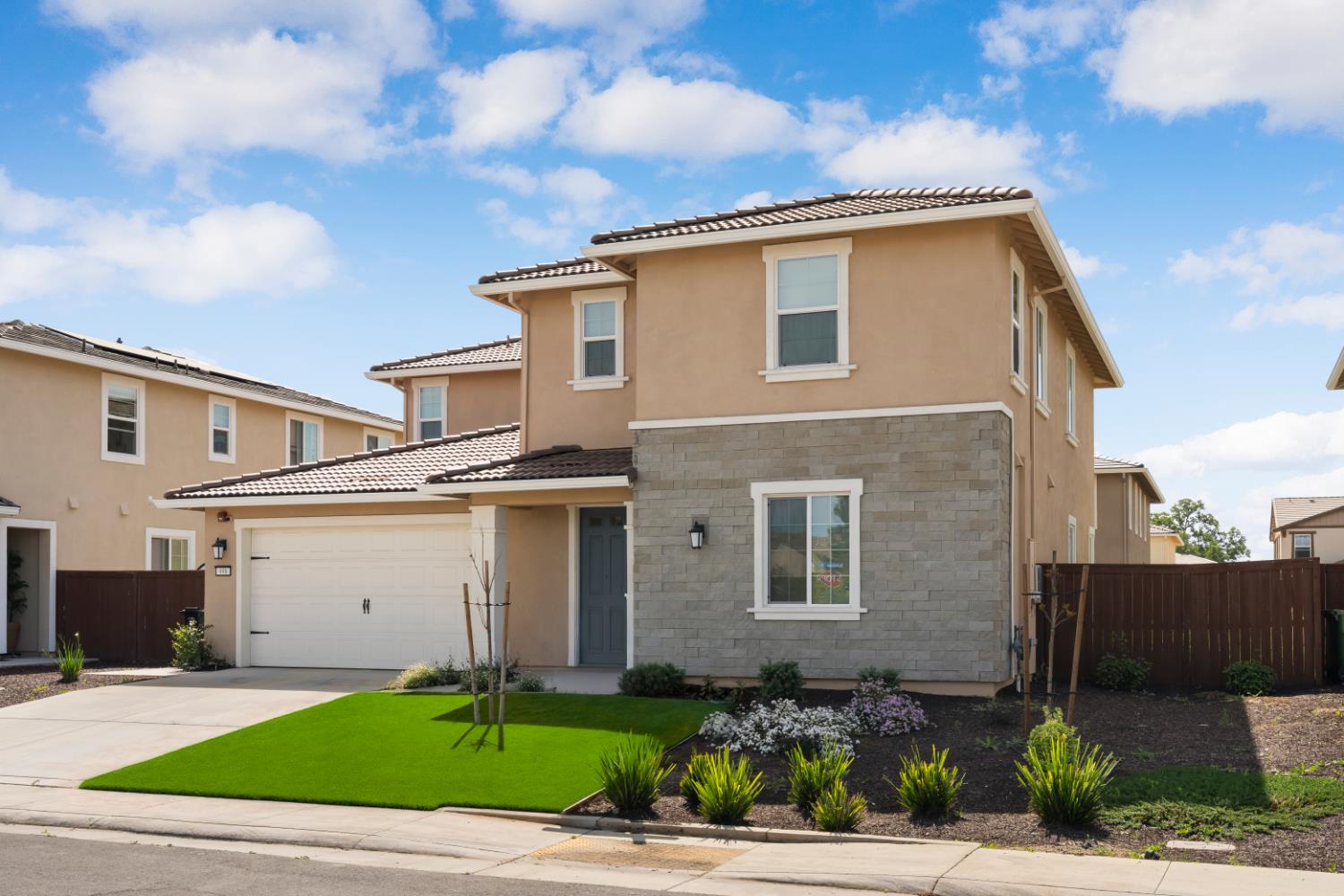 998 Fullerton Ranch Road