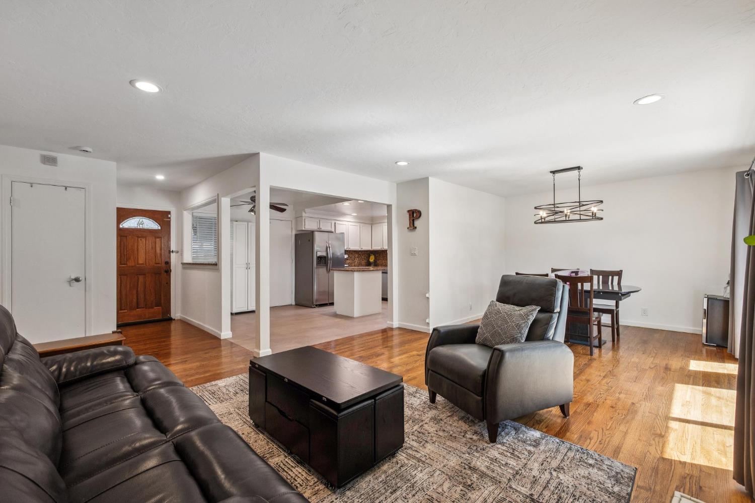 2432 Rinconada Drive