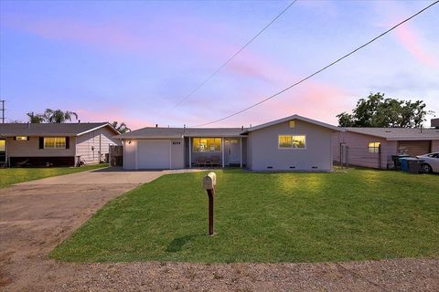 1968 10th Avenue Olivehurst CA 95961