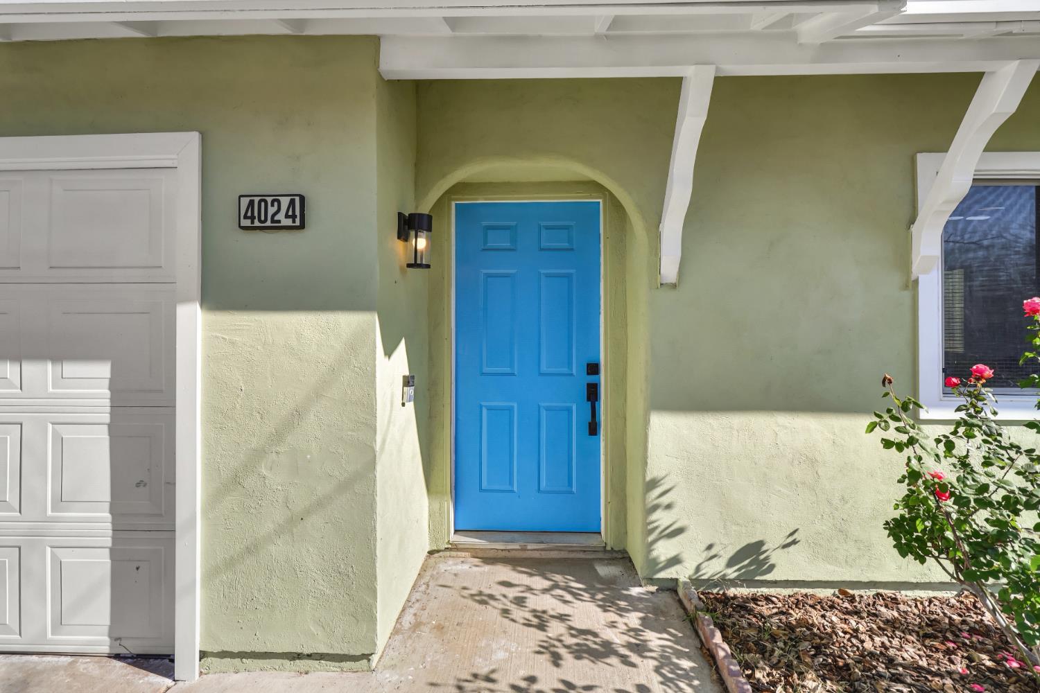 4024 Alta Lorraine Way