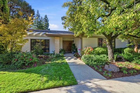 1237 Lantern Court Sacramento CA 95864