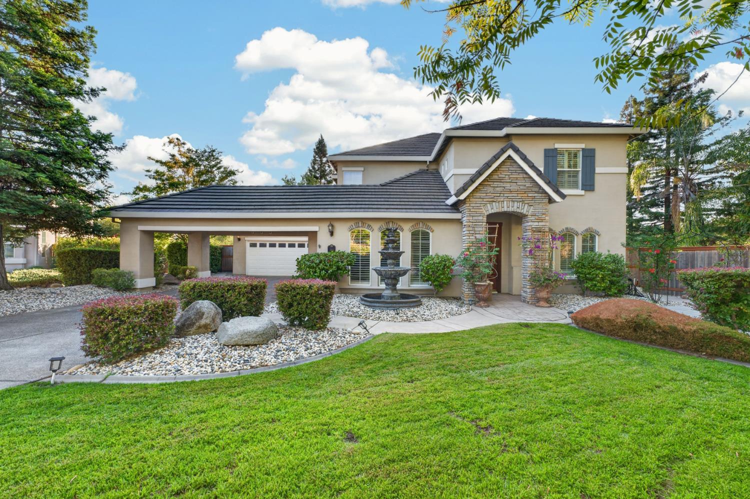360 Allenwood Court