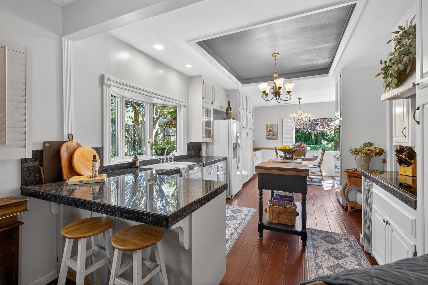 9818 Mira Del Rio Drive