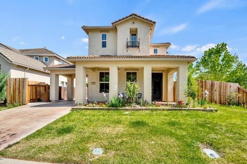MLS: 225050691