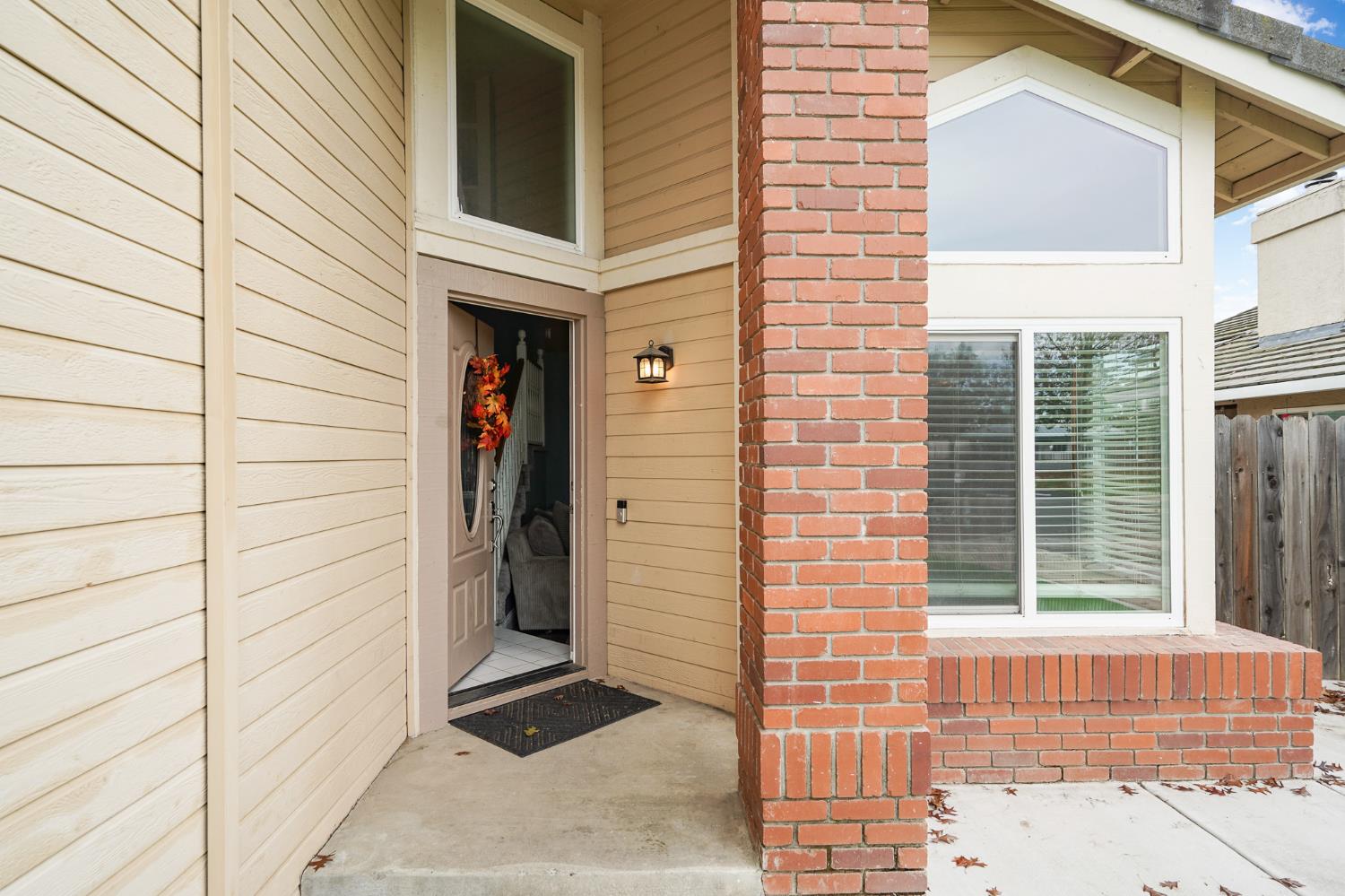 932 Vintage Oak Avenue