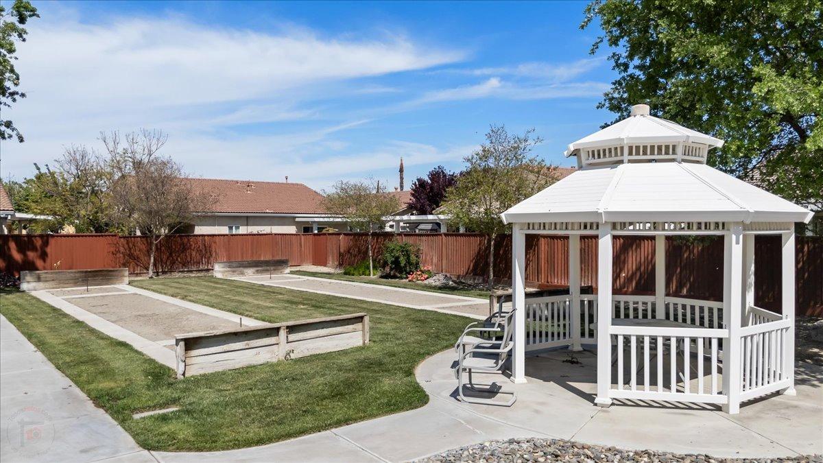 Los Banos, California 93635, United States, 3 Bedrooms Bedrooms, ,2 BathroomsBathrooms,Residential,Pending,107424