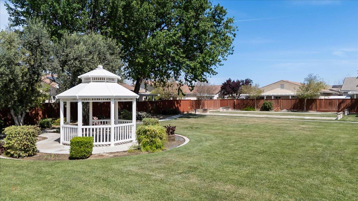 Los Banos, California 93635, United States, 3 Bedrooms Bedrooms, ,2 BathroomsBathrooms,Residential,Pending,107424