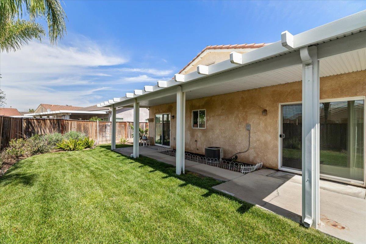 Los Banos, California 93635, United States, 3 Bedrooms Bedrooms, ,2 BathroomsBathrooms,Residential,Pending,107424