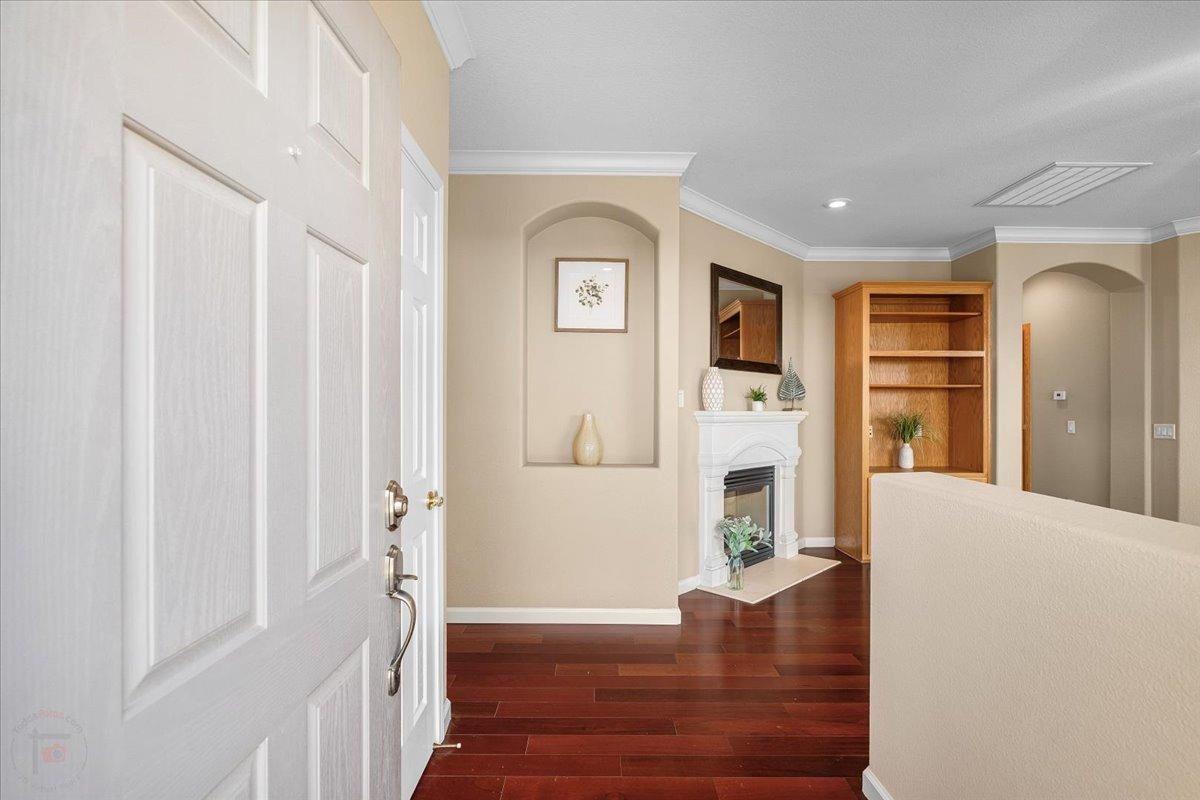 Los Banos, California 93635, United States, 3 Bedrooms Bedrooms, ,2 BathroomsBathrooms,Residential,Pending,107424