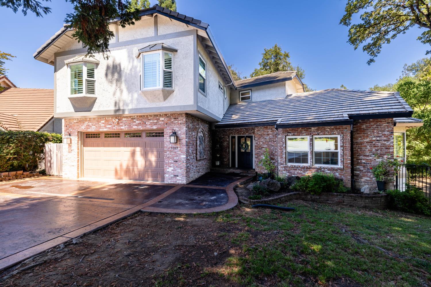 5312 Tall Oak Lane