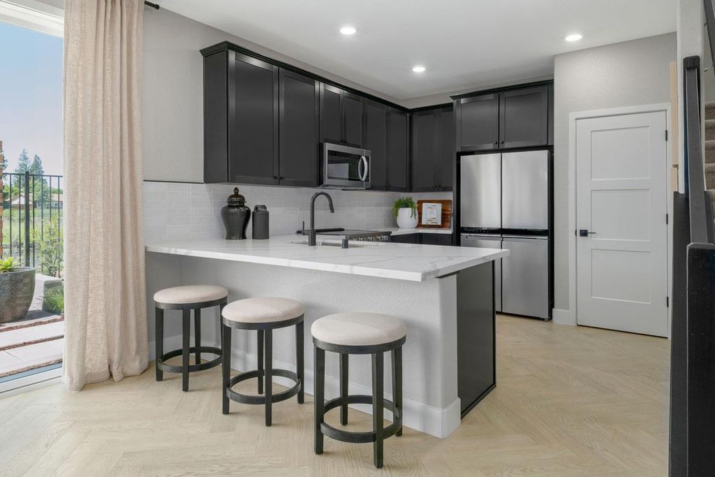 Photo of 7745 Silver Pond Way, Antelope, CA 95843 (MLS # 226004479)