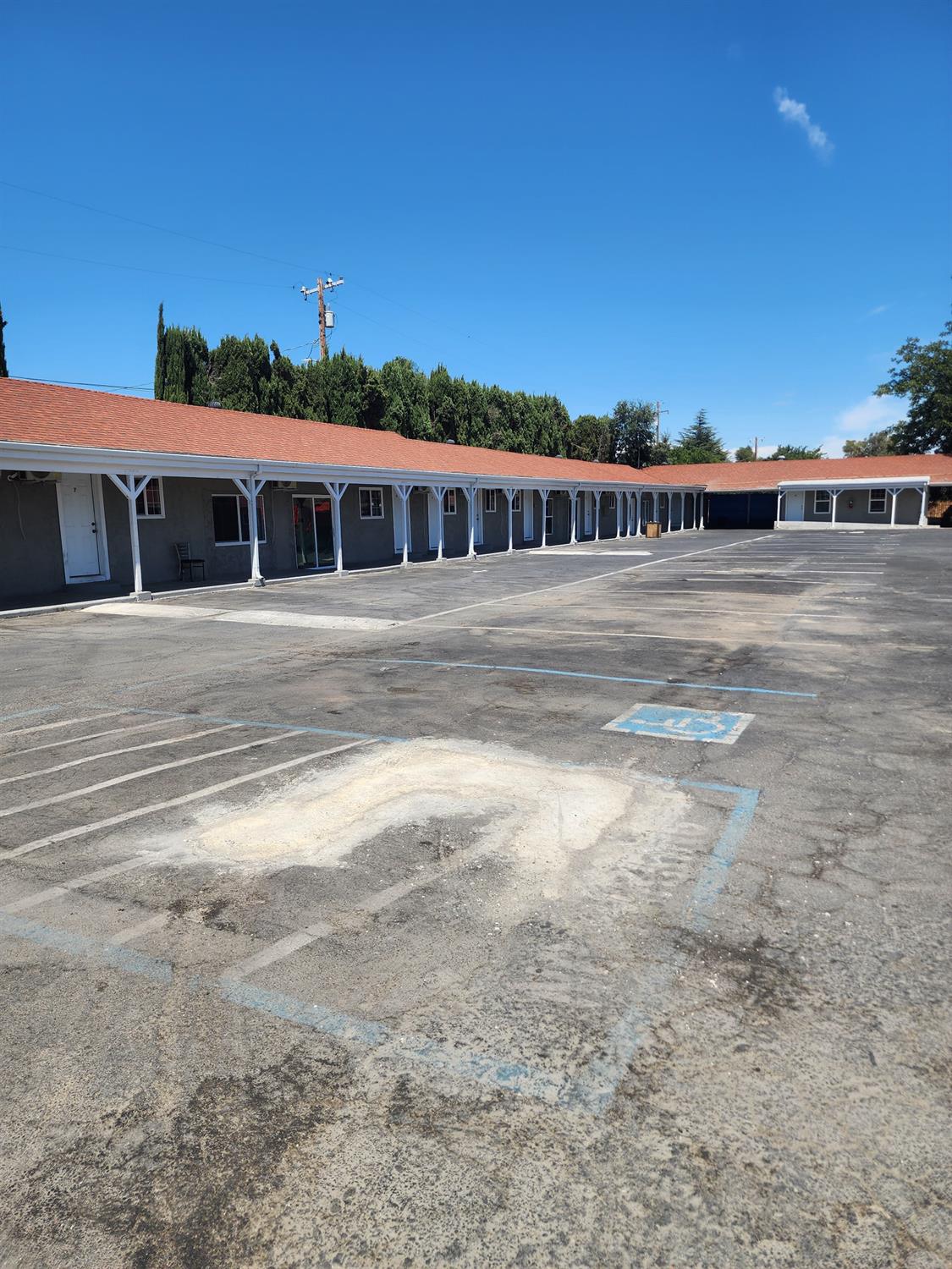 1506 S Mariposa Road