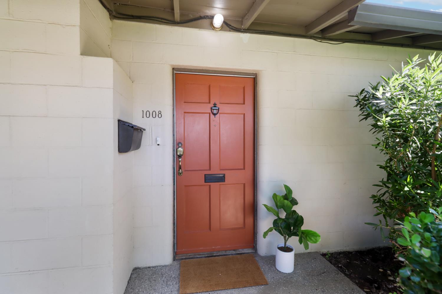 1008 D Street