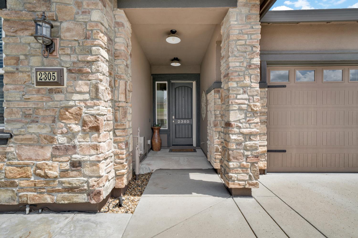 2305 Beamreach Court