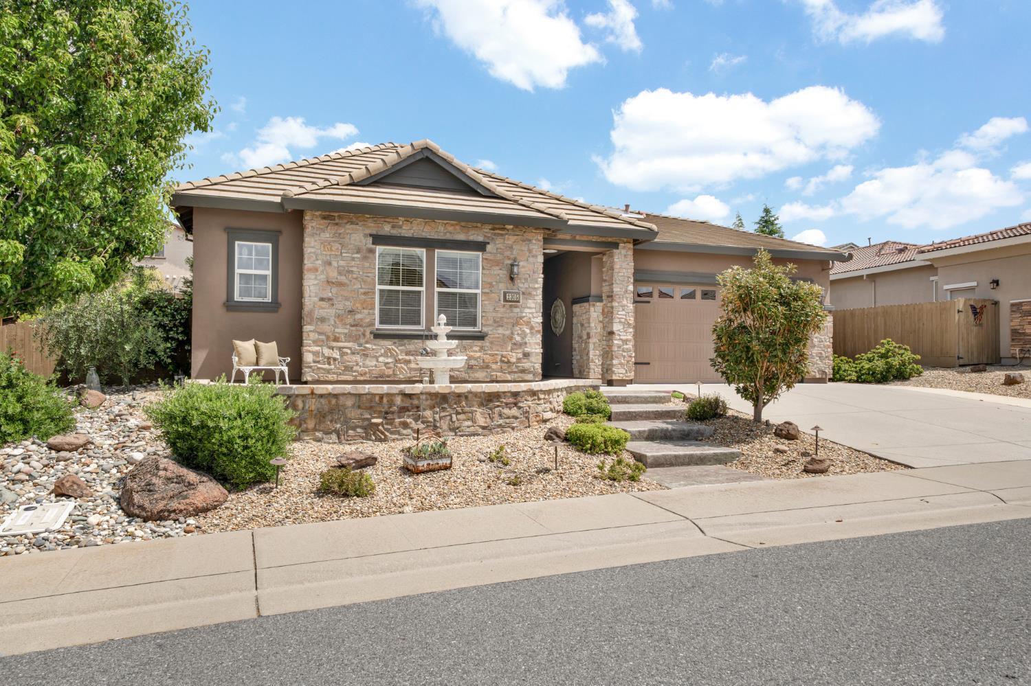 2305 Beamreach Court