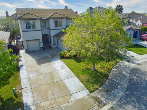 15 Jeanross Court, Sacramento, CA 95832 - #: 225051258