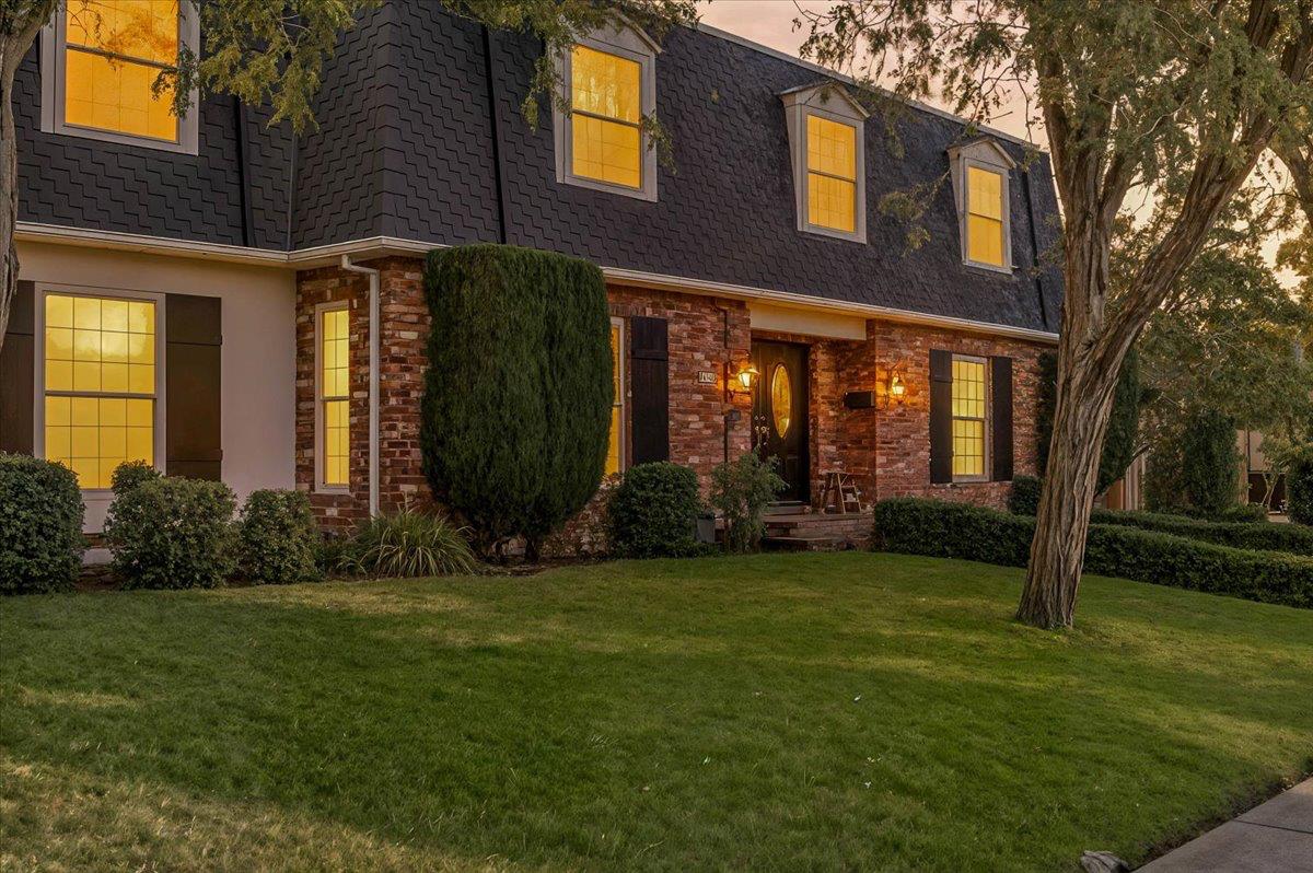 2727 Lacy Lane