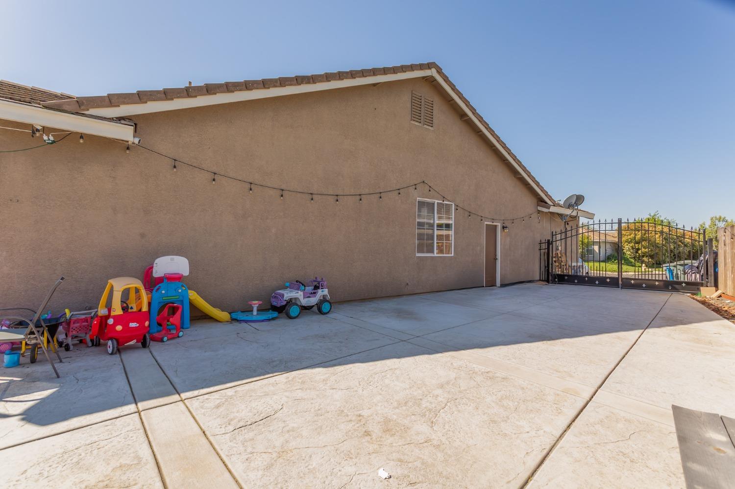 2275 Casa Dulce Way