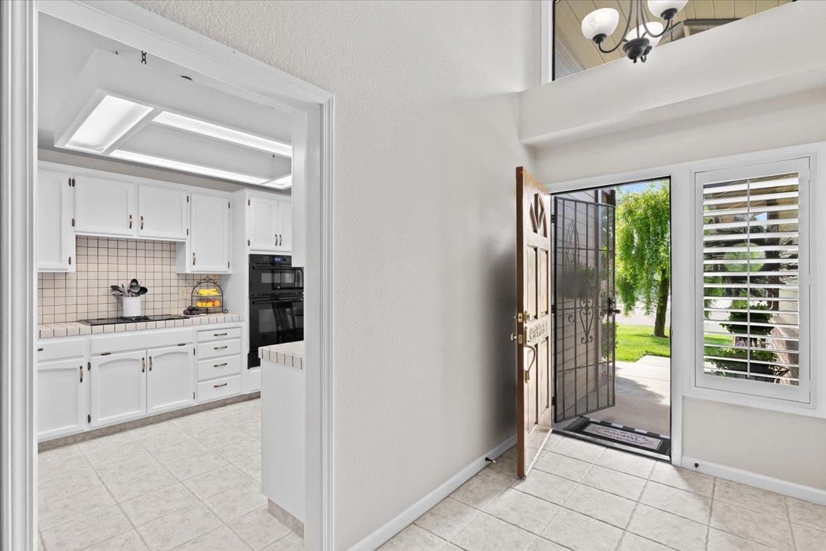 773 Mulholand Drive