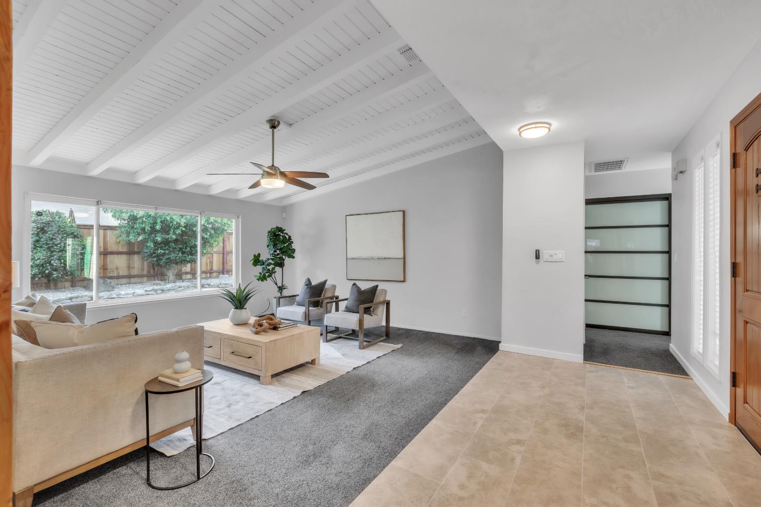 5029 Vista Del Oro Way