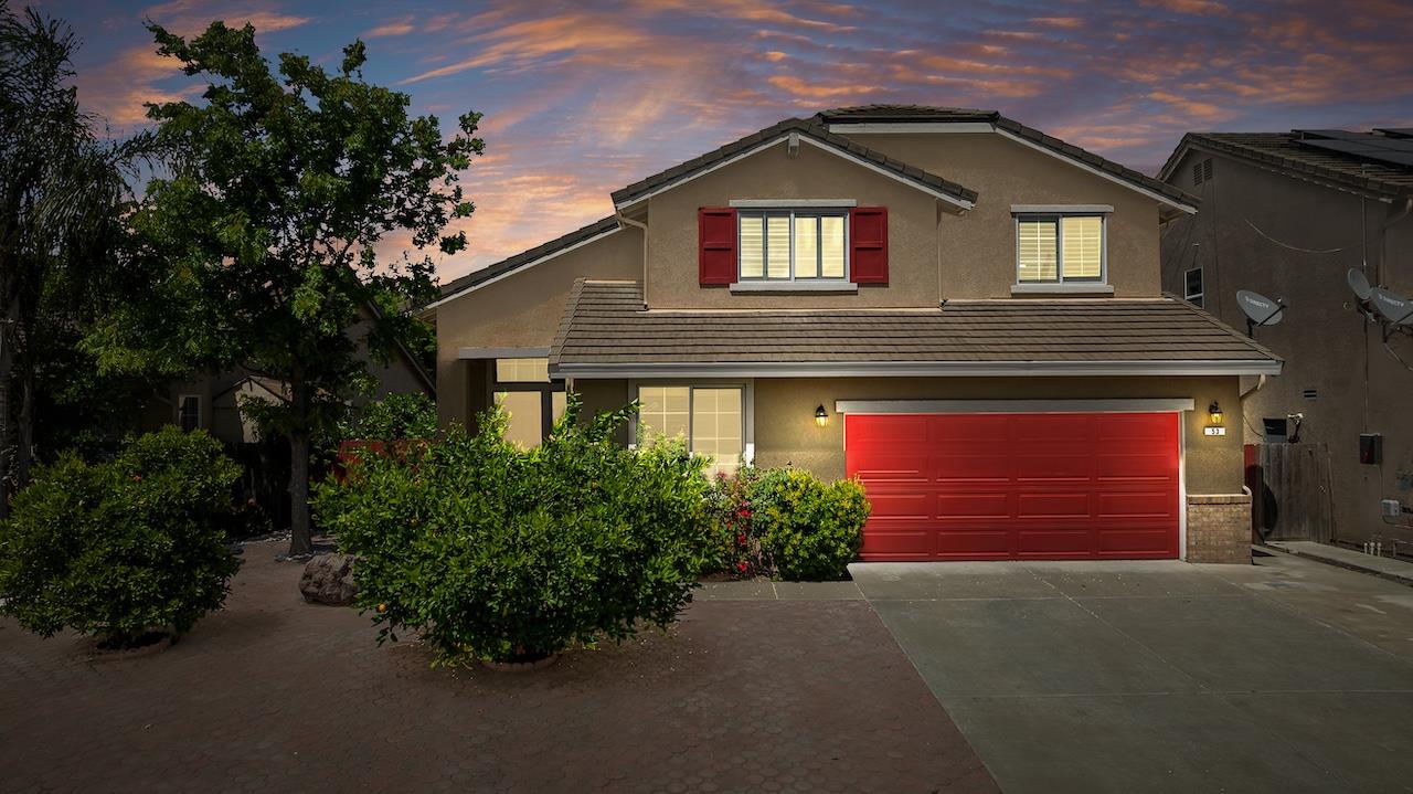 53 Argillite Avenue