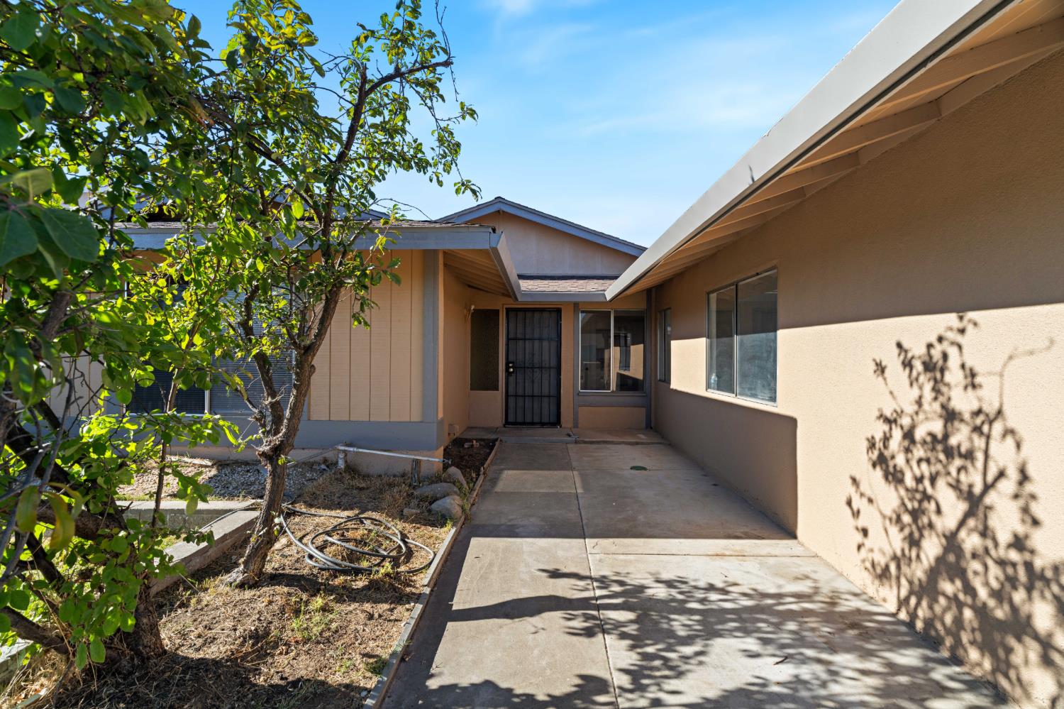 7905 Scottsdale Drive