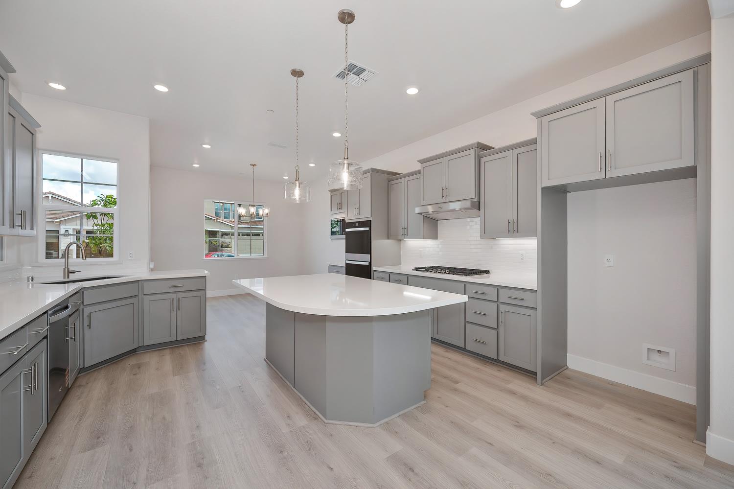 2024 Arbor Ridge Drive