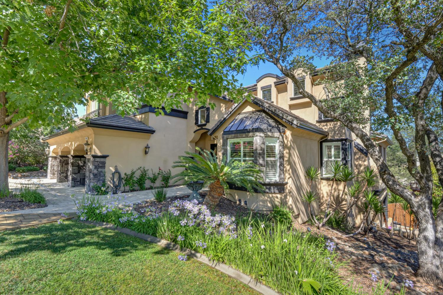 200 American River Canyon Drive