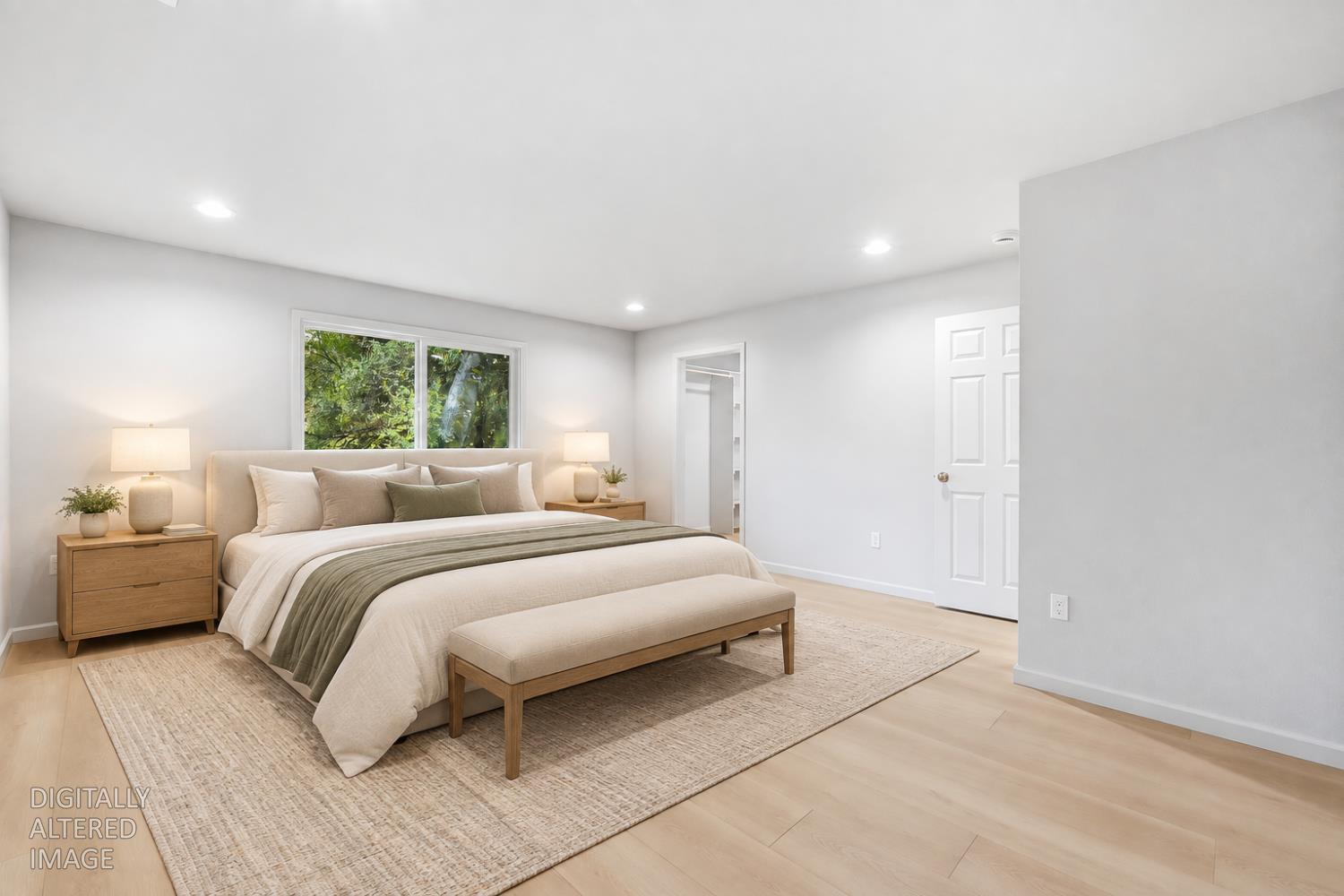 3245 Ray Circle