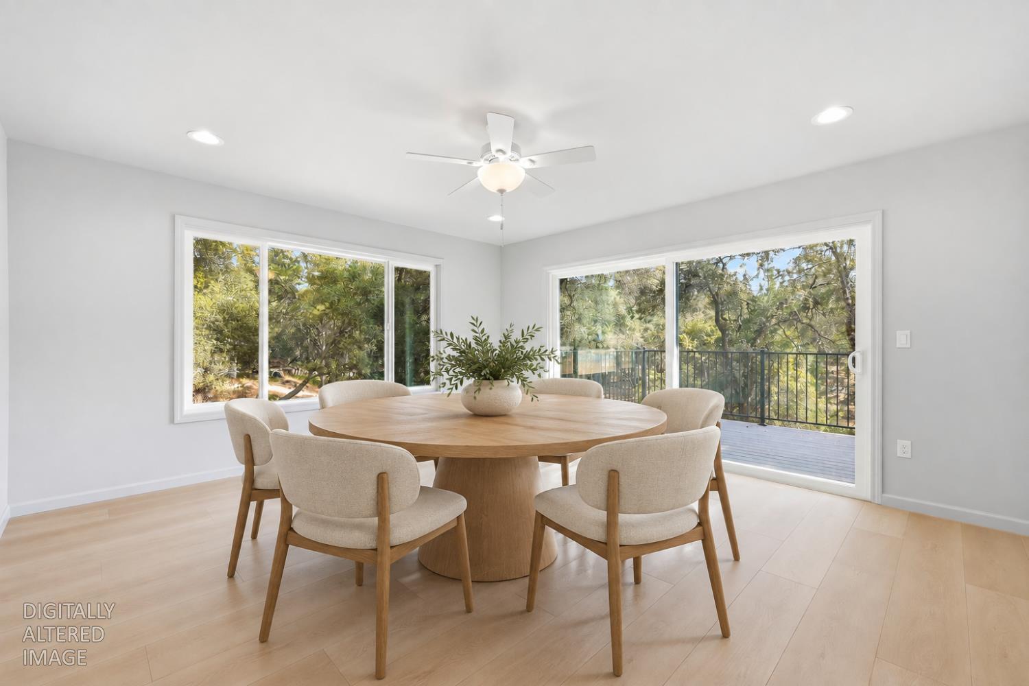 3245 Ray Circle