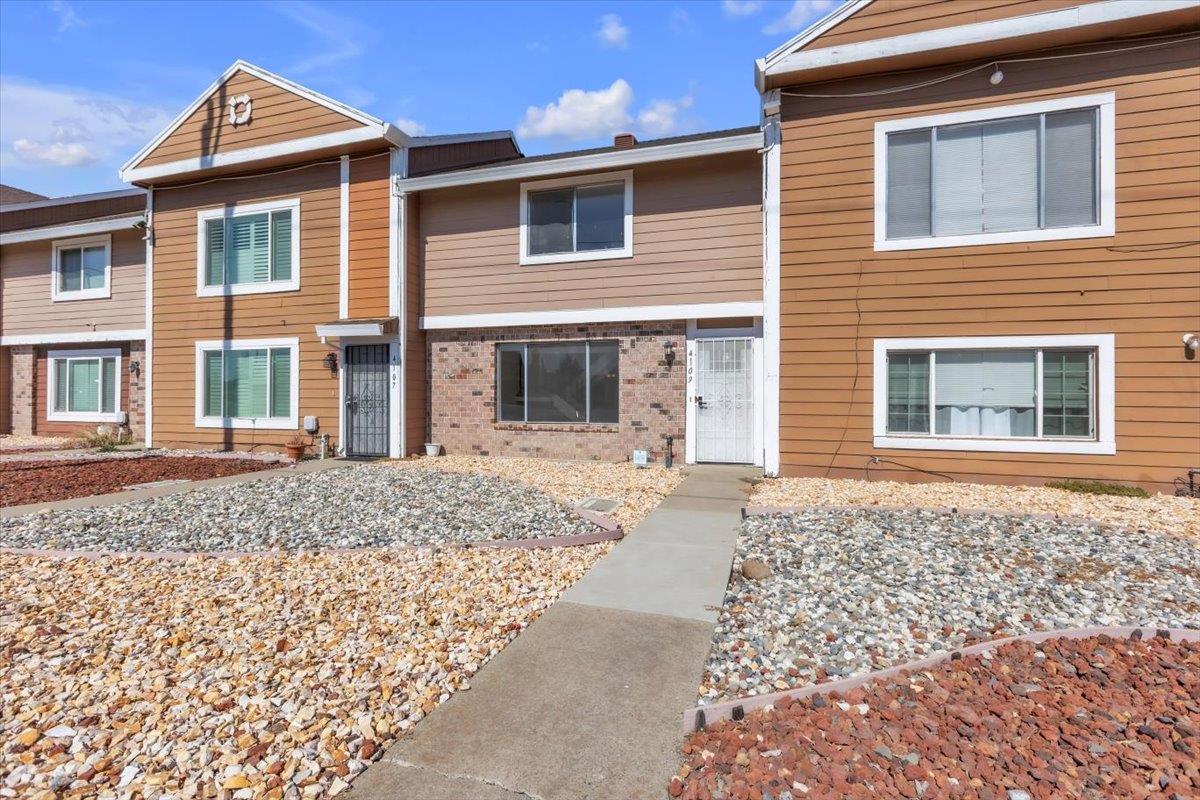 4109 Brookfield Drive