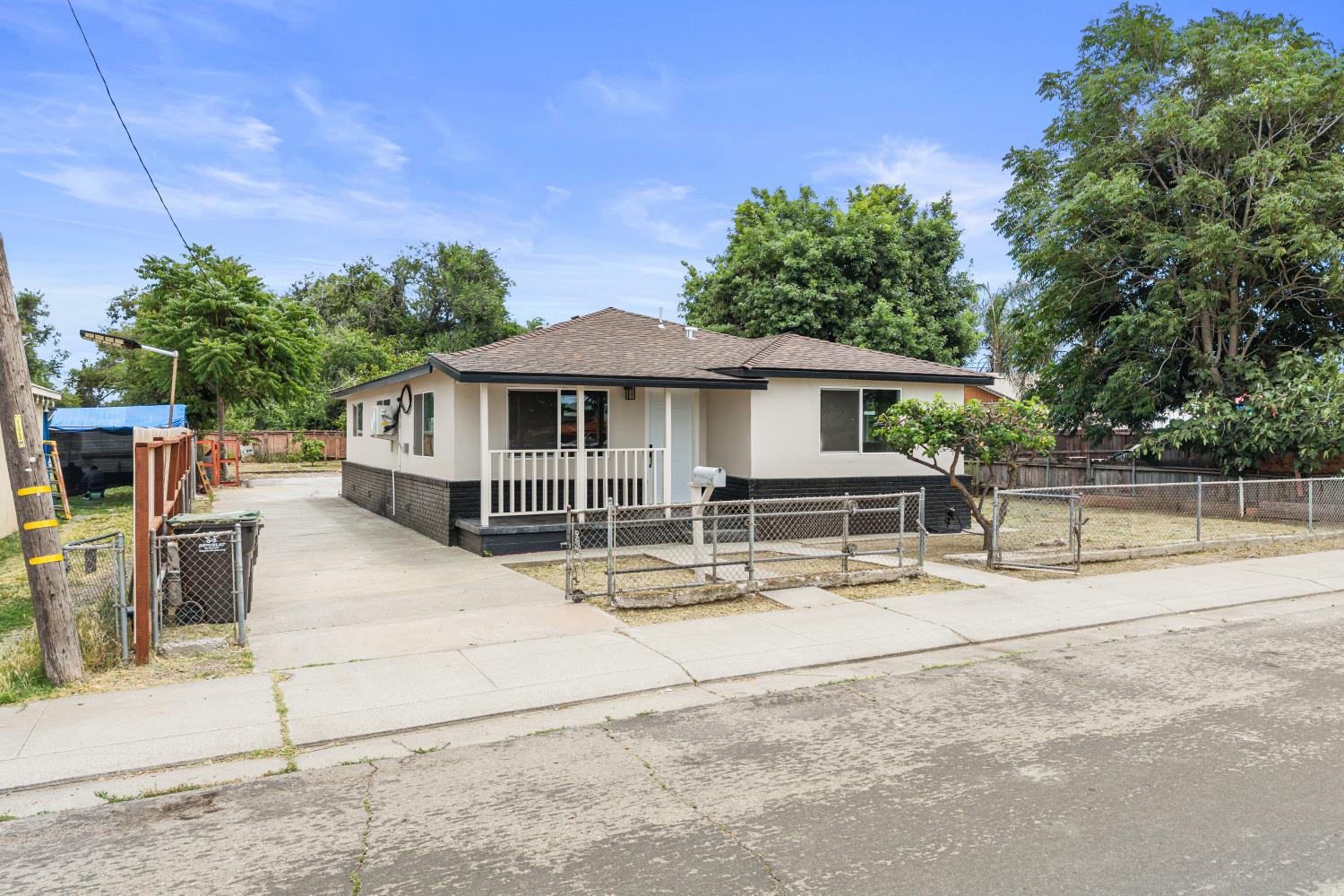 1872 S Argonaut Street