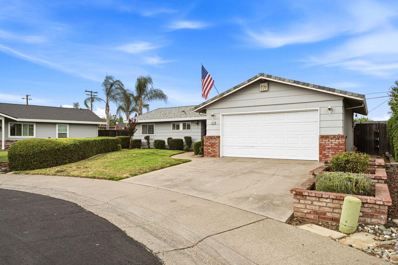 1007 Azure Court