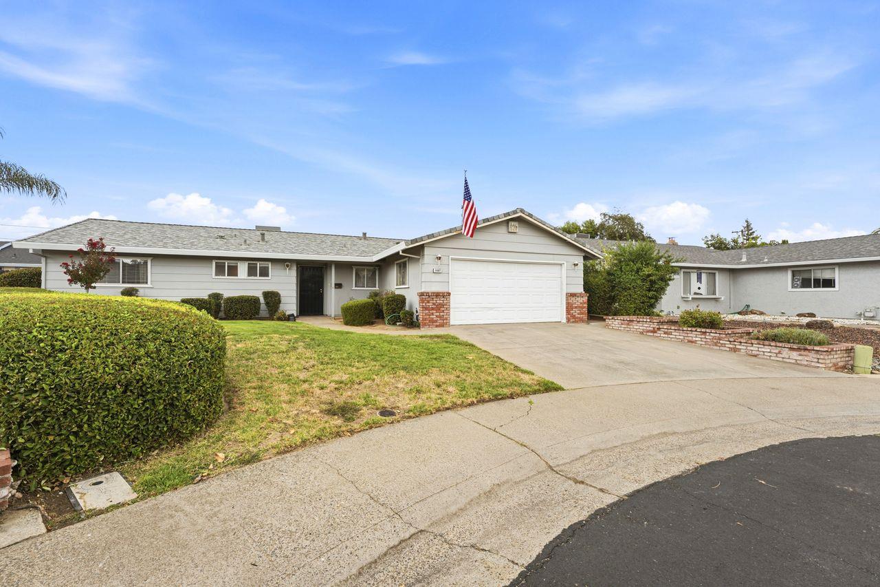 1007 Azure Court