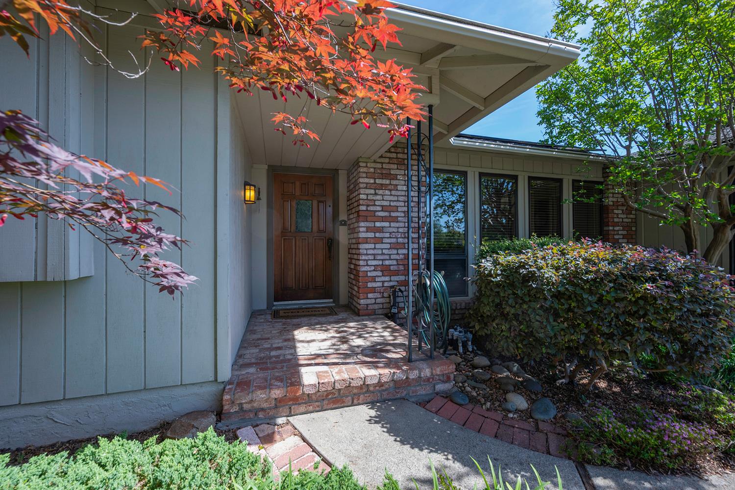 2569 Solano Road