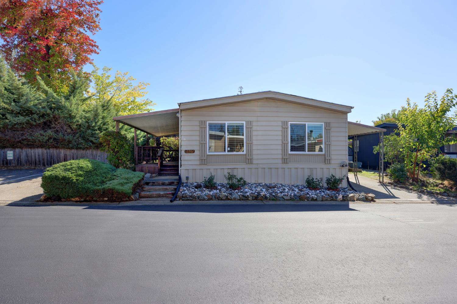 12202 Hemlock Drive