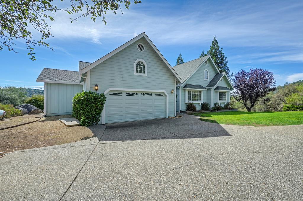 13313 Gold Court