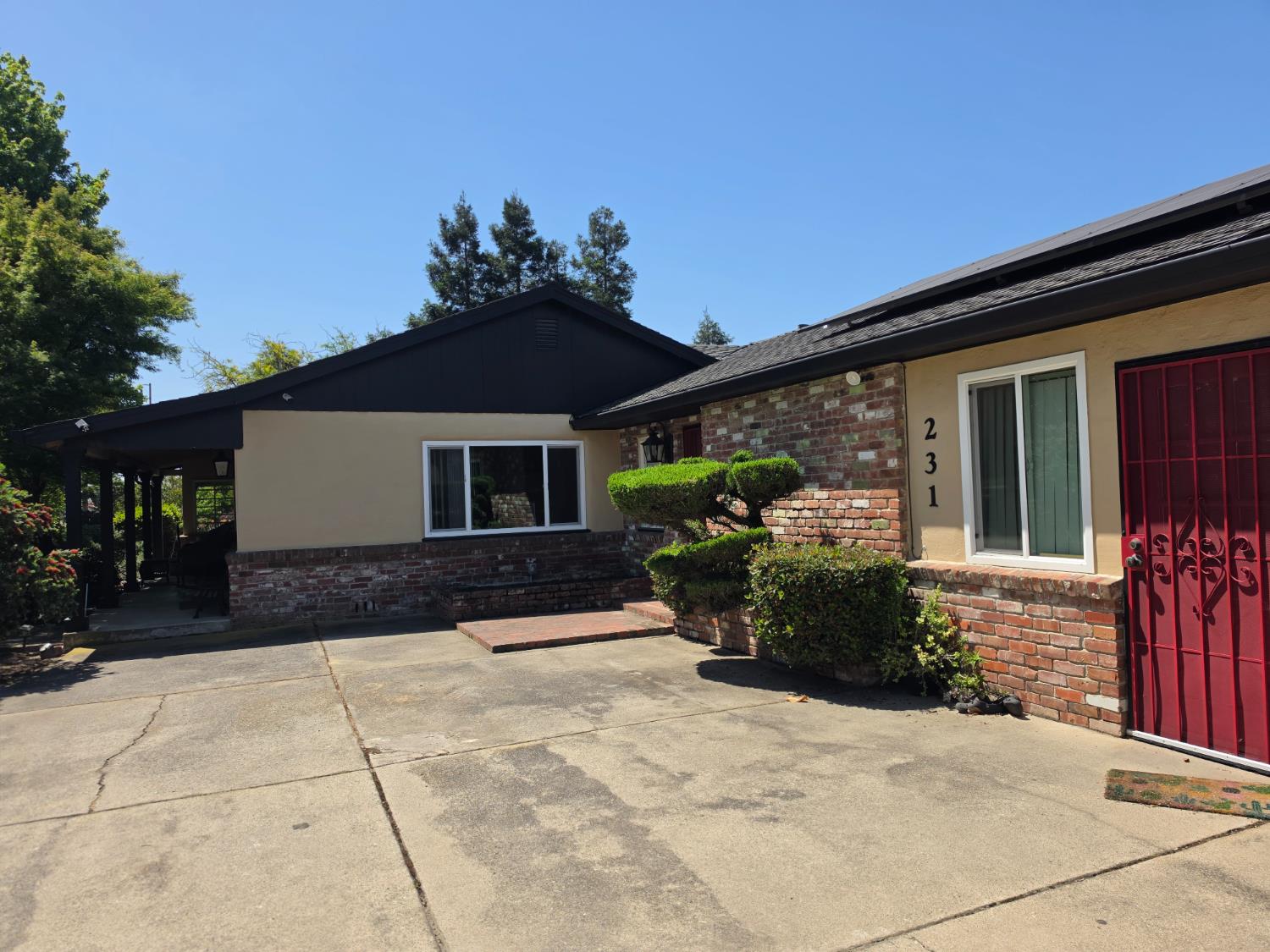 231 S Austin Road