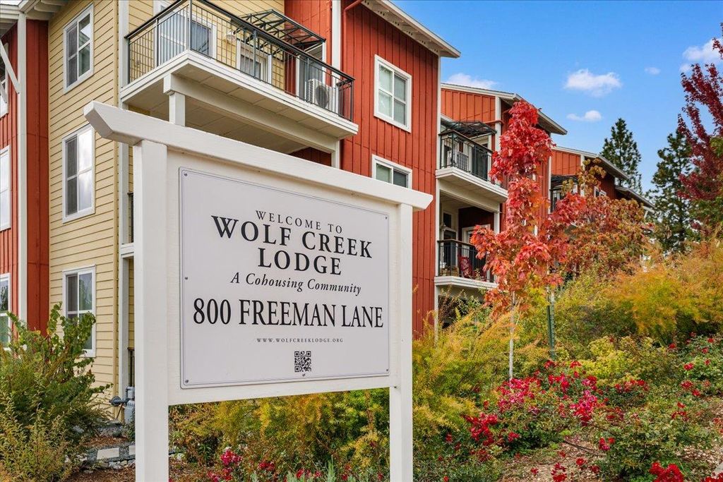 Photo of 800 Freeman Lane #105, Grass Valley, CA 95949 (MLS # 225134998)